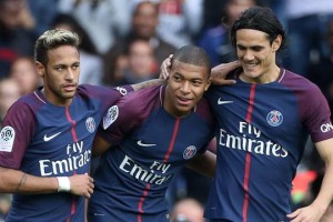  国际米兰防线重组，新援中卫完成首秀  