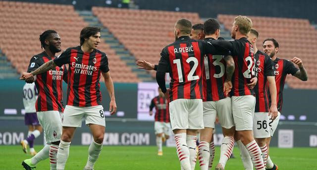  AC米兰青年军爆发主场四球横扫紫百合  